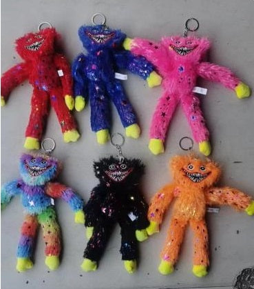 VC525 - HUGGY WUGGY KEYCHAIN / ASS. COLORS