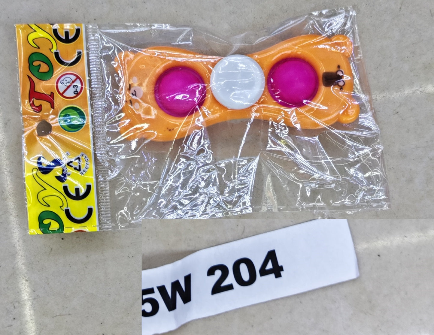 W204 - FIDGET BEAR SPINNER