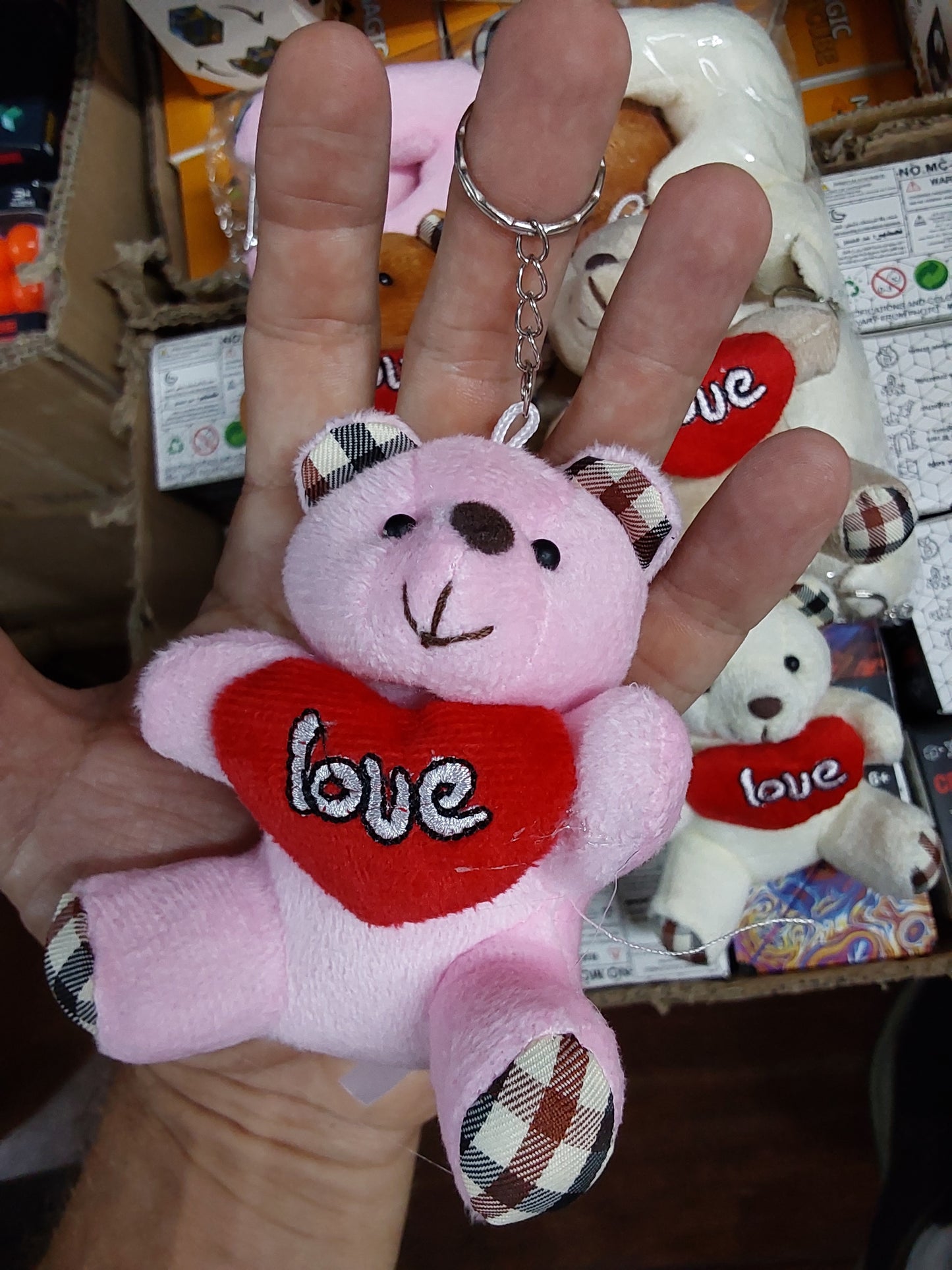 VO7 - TEDDY BEAR SMALL HEART KEYCHAIN