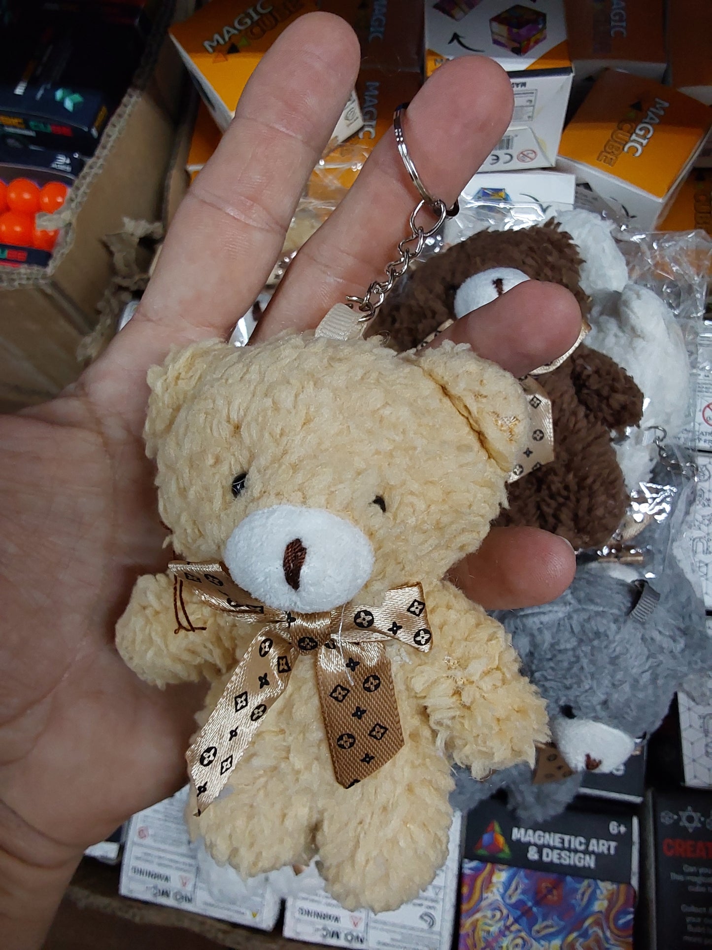 VO8 - TEDDY BEAR SMALL WITH BOW KEYCHAIN