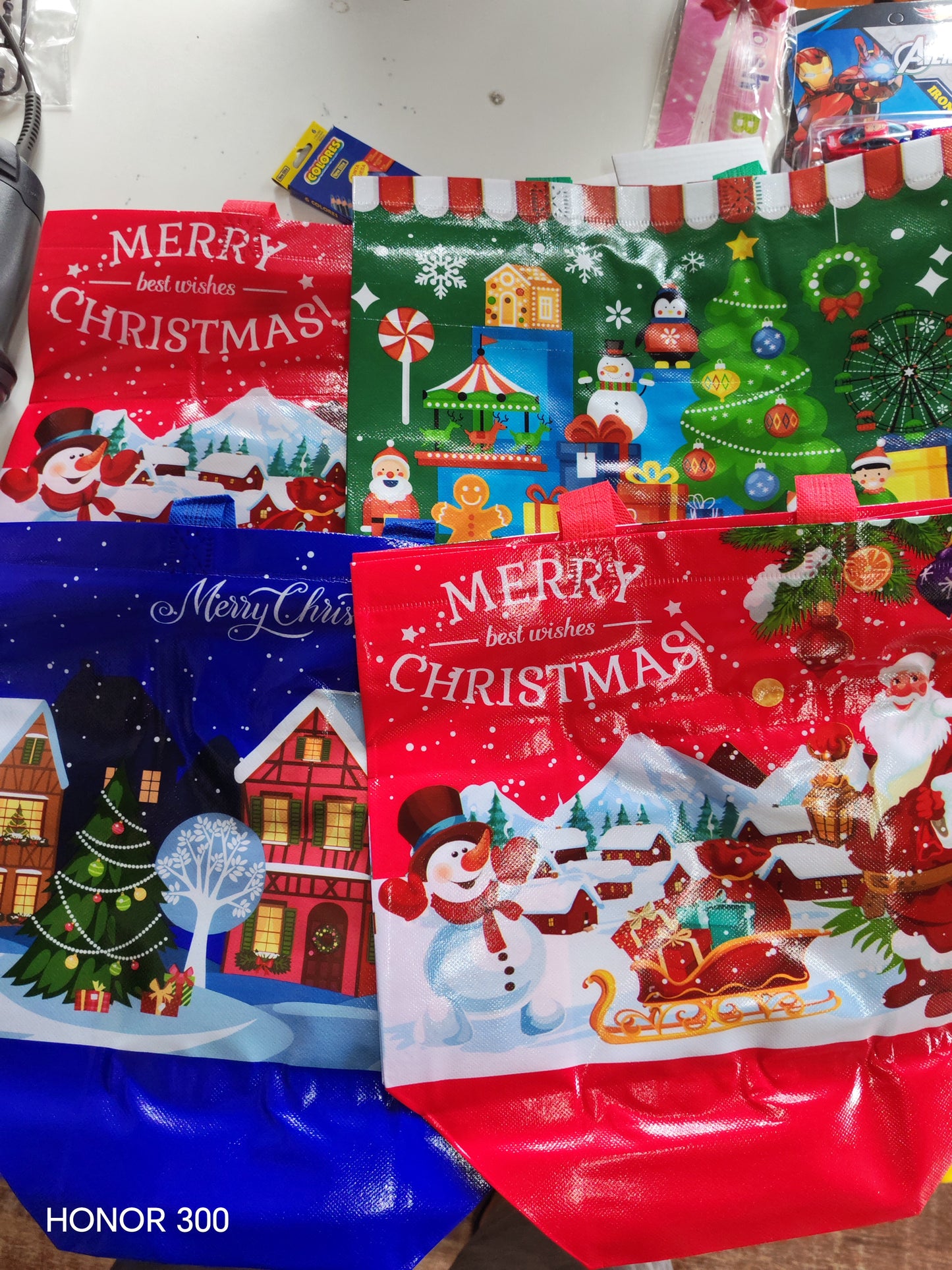 25W005 - SANTA HANDLE BAG BIG