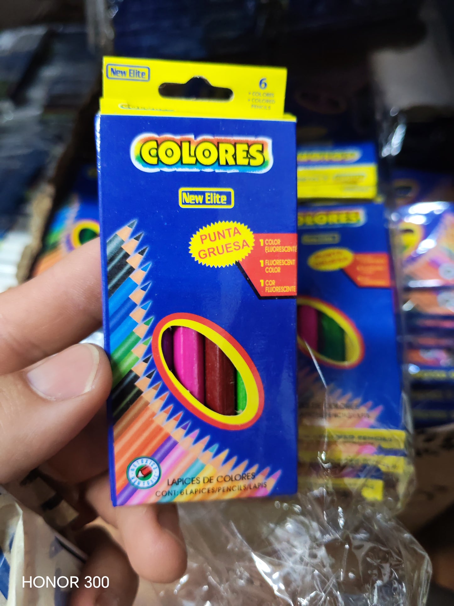 W100 - COLORES PENCIL 6PC