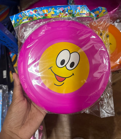 E10-  Frisbee