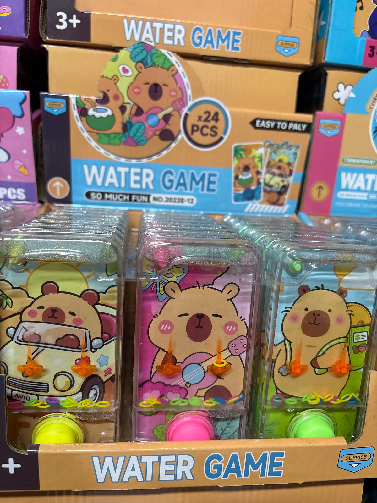 E75-Capybara Water Game( 24PCs box $168)