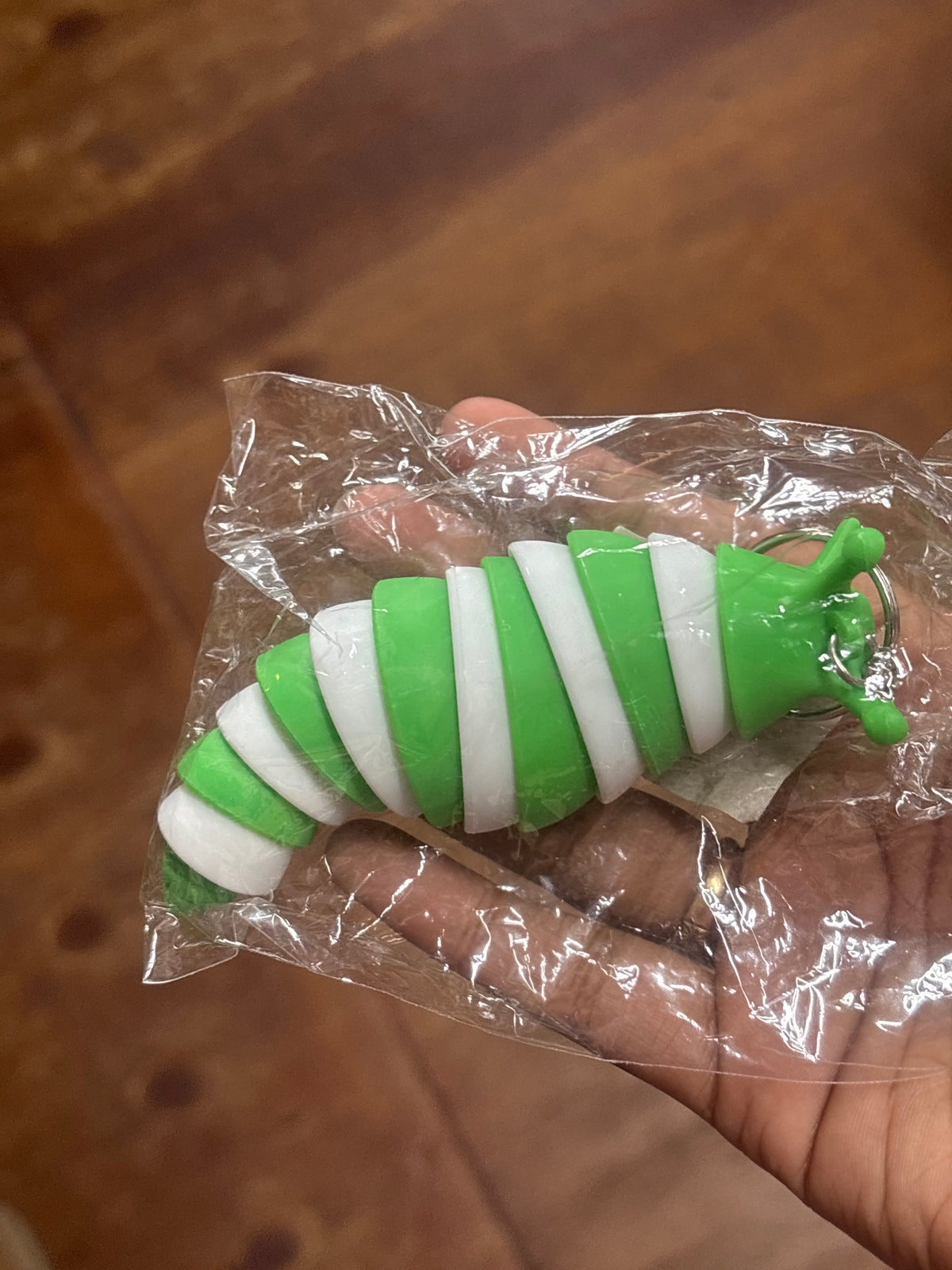 VC466 - SLUG FIDGET KEYCHAIN