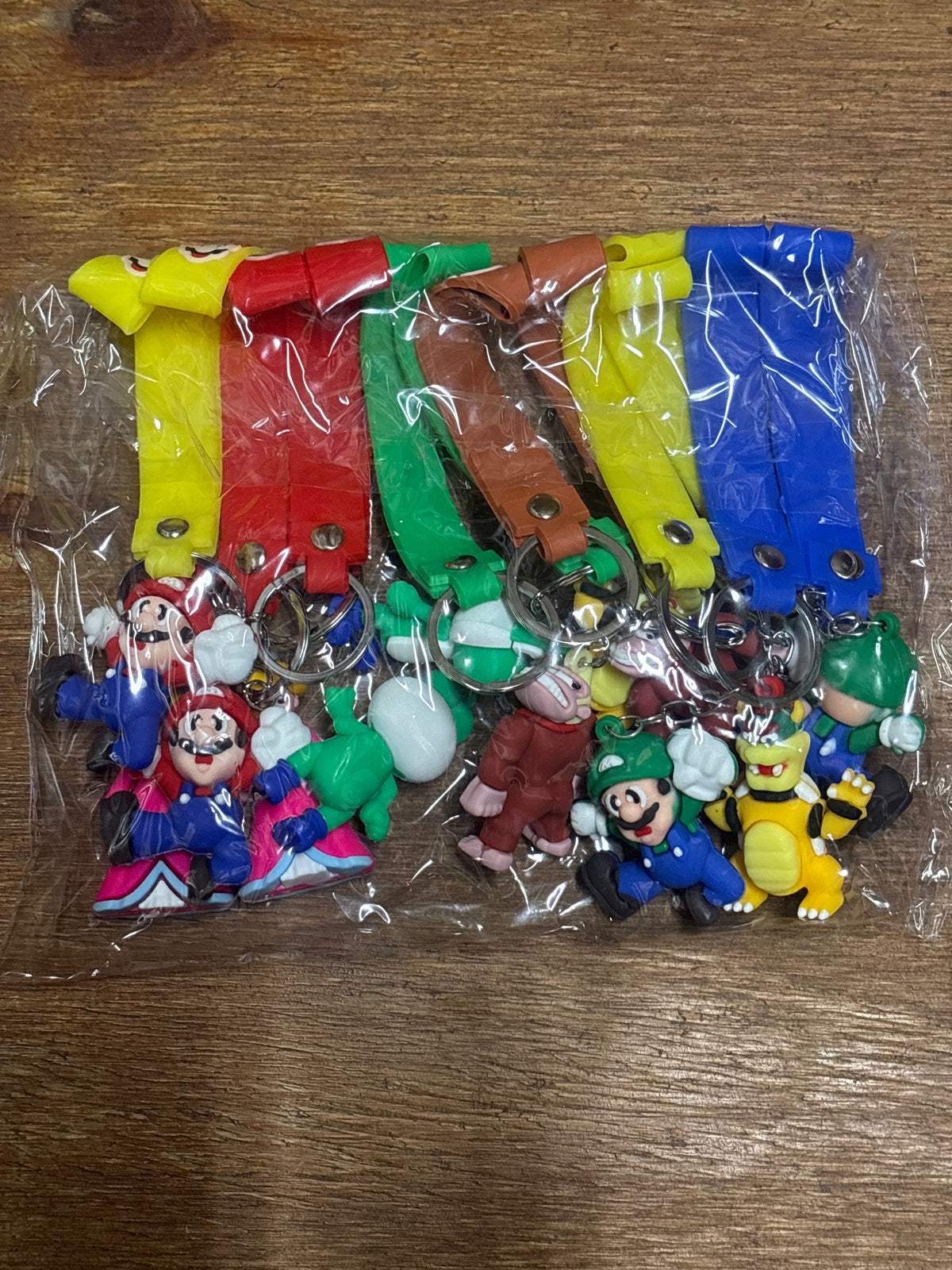 E283-Mario Keychain