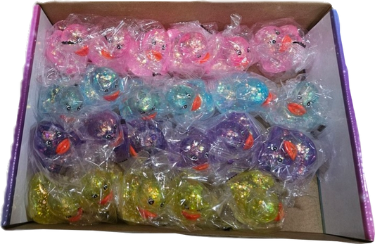 W703 - MINI SQUISHI DUCK