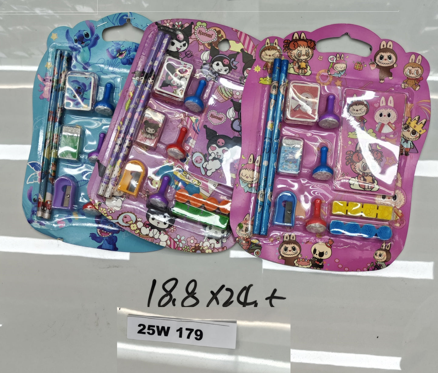 W179 - STAMP BOOK SET