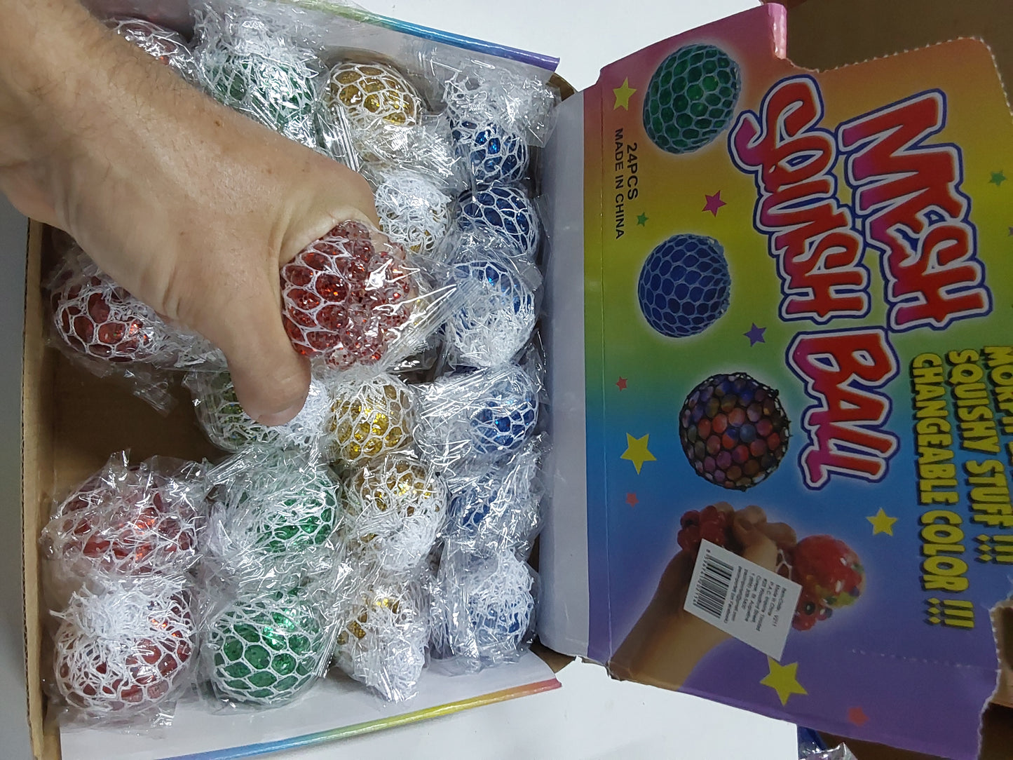 V211 - SHINEY MESH BALL (14/PK)