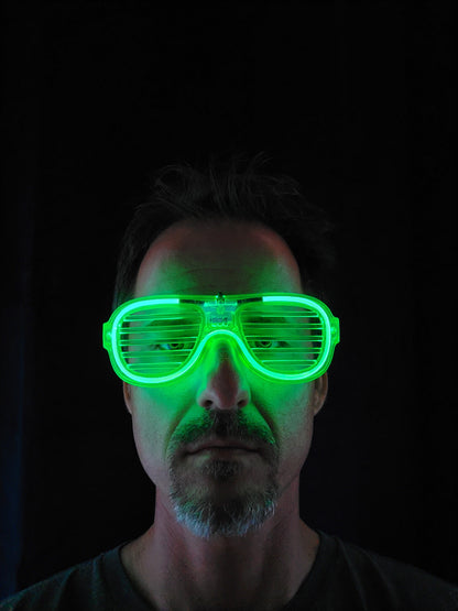 V196 - LED GLASSES