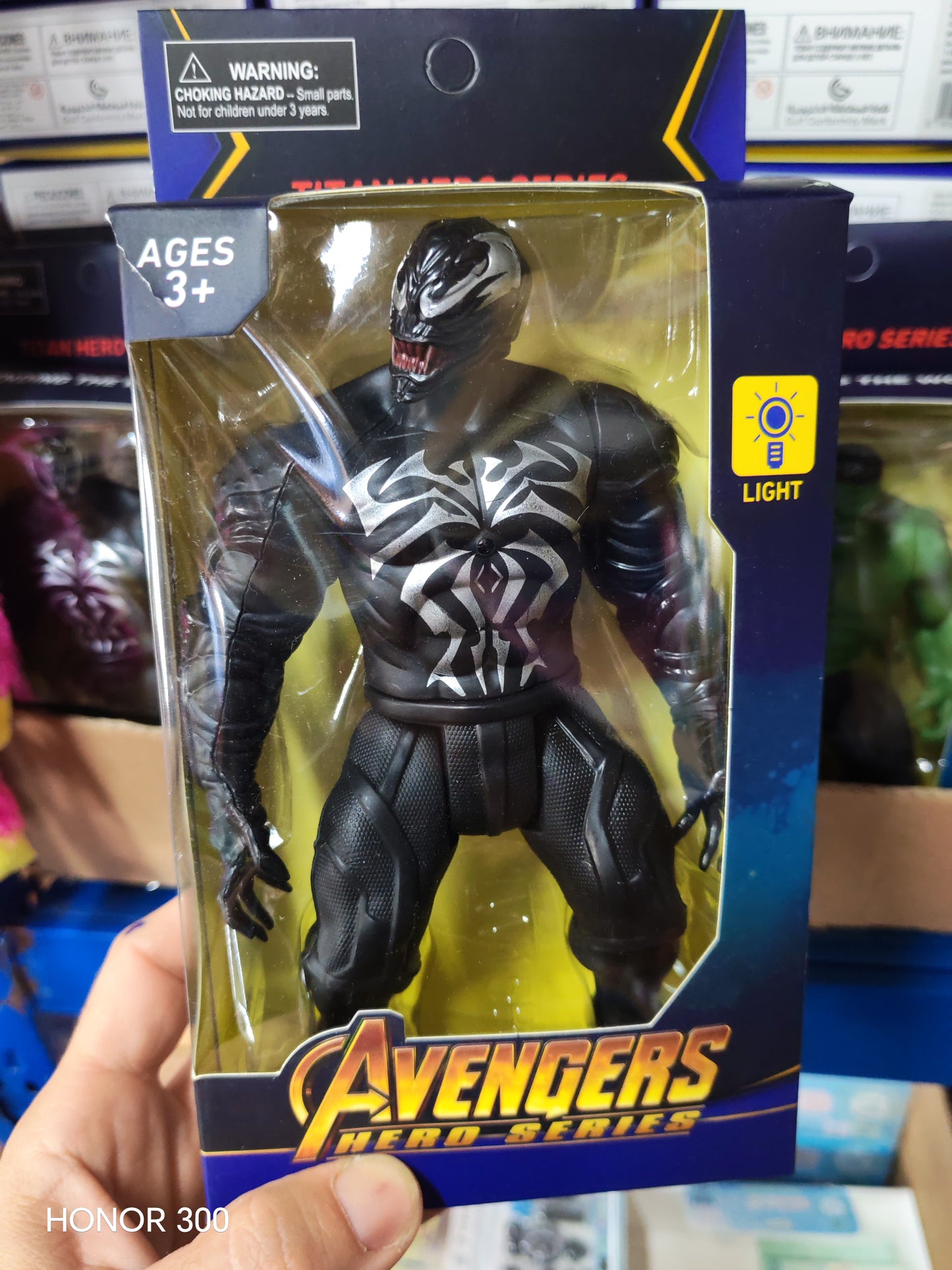 W412 - HERO FIGUREENS - VENOM