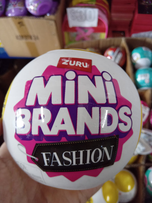 TOY MINI BRANDS! FASHION