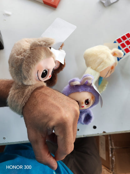 W737 - LABUBU HANDBAND