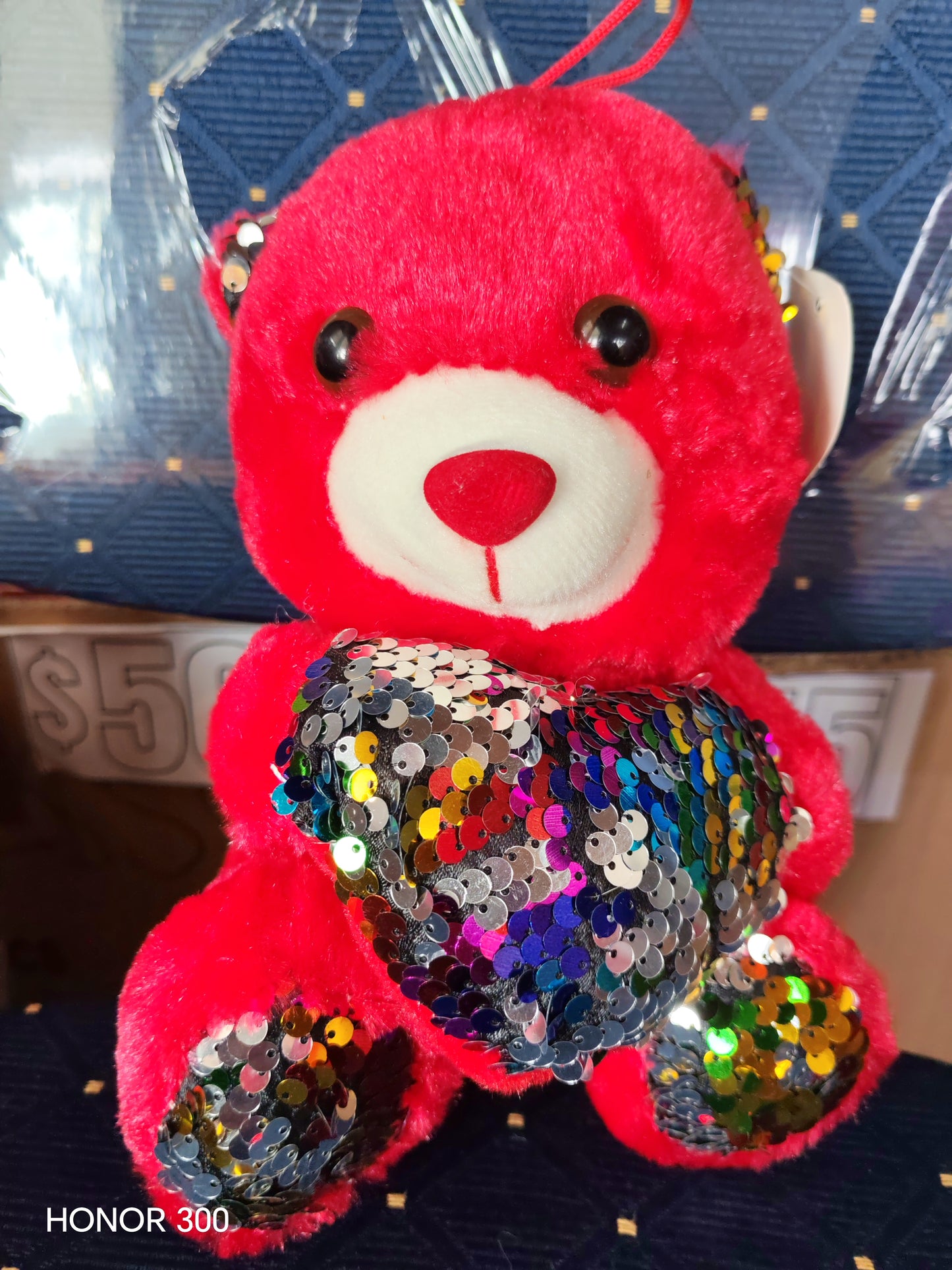V09 - TEDDY WITH GLITTER HEART - RED