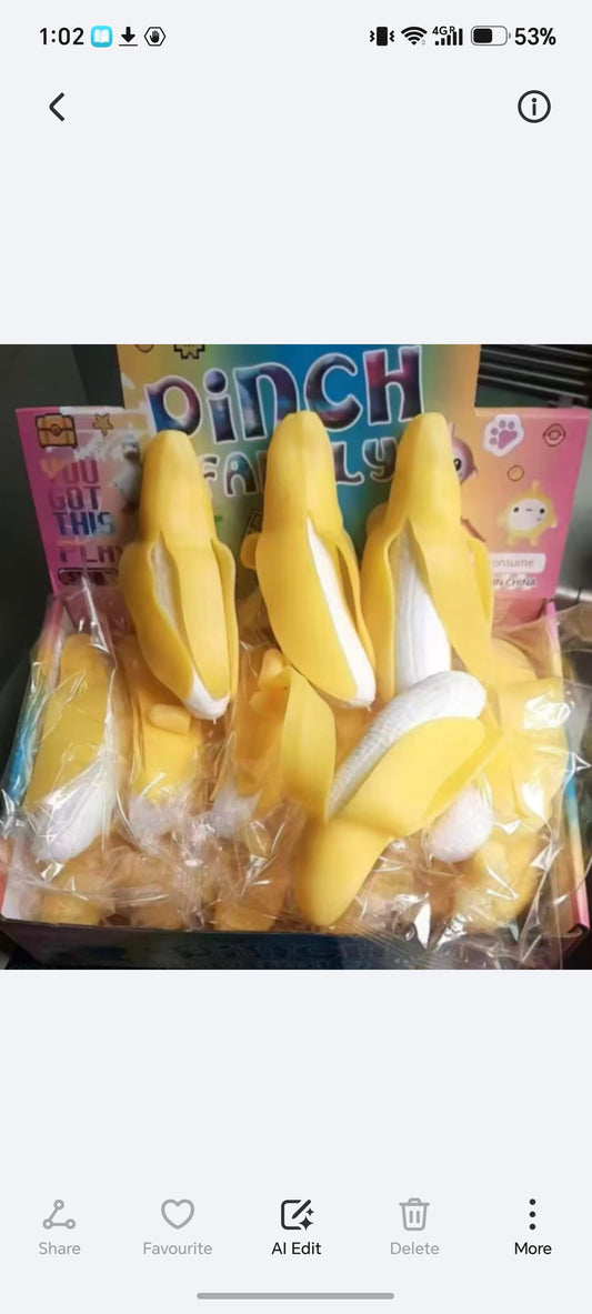 E301-Peel Banana Squishy(12pcsbox$120)