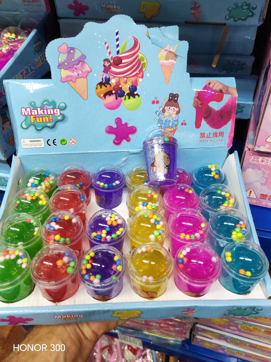 W714 - MINI CUP SLIME KAPIBARA