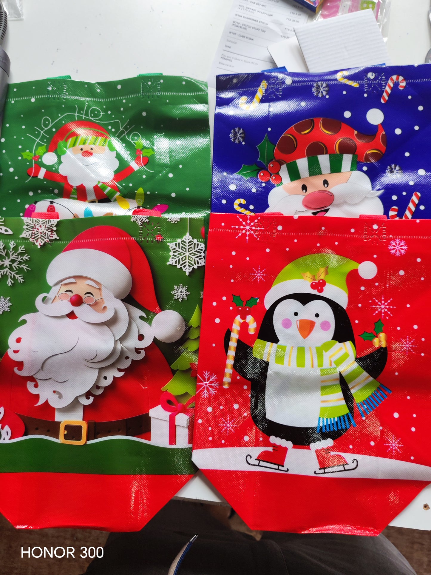 $3 - SANTA HANDLE BAG