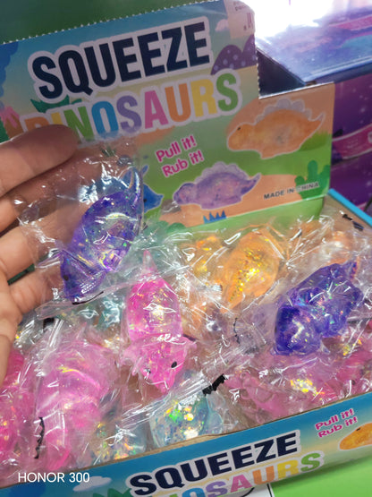 W704 - MINI SQUISHI PIGGY