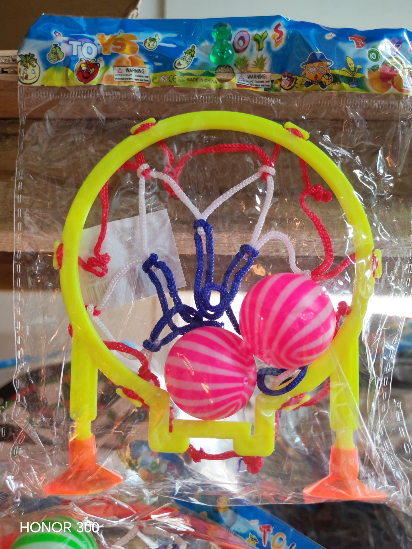 W373 - BASKETBALL GAME SMALL